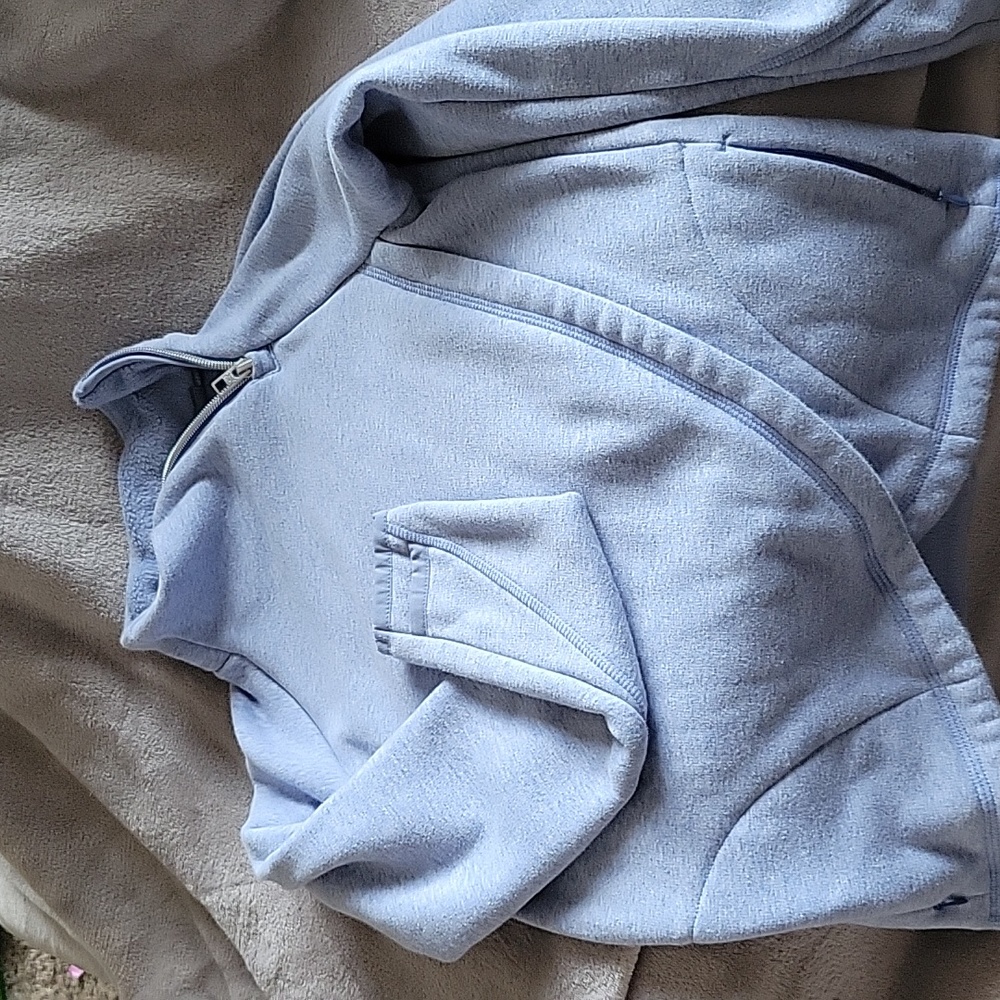 Baby Blue Size 7 Girls Athleta Pullover